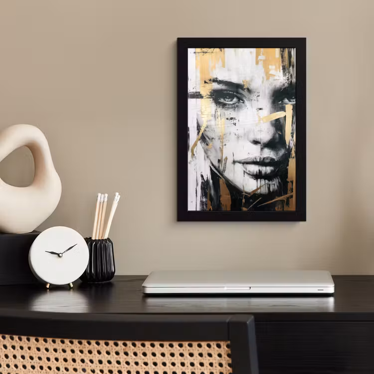 Portret - Vrouw - Penseelstreken - Goud fotolijst zwart zonder passe partout klein -sfeer1