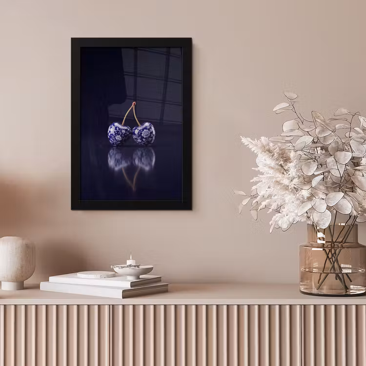 Porselein- Kersen - Delfts - Blauw fotolijst zwart zonder passe partout klein -sfeer5