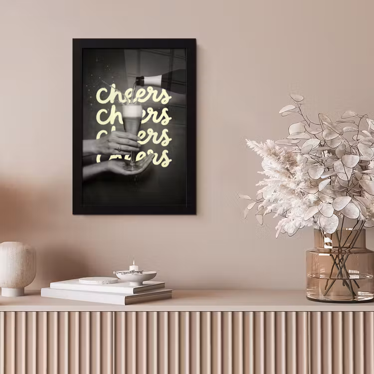Cheers - Wijn - Zwart - Wit fotolijst zwart zonder passe partout klein -sfeer5