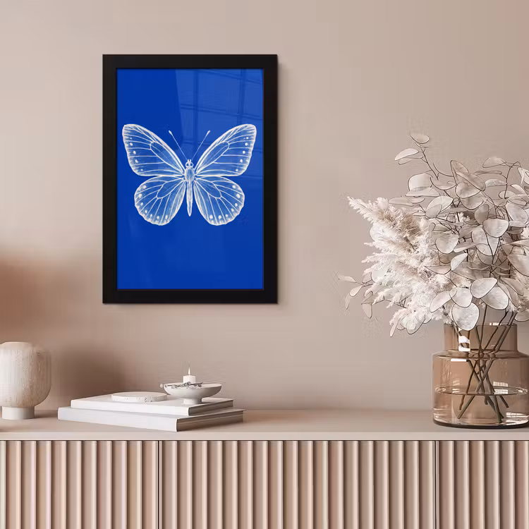 Vlinder - Wit - Getekend - Stippen fotolijst zwart zonder passe partout klein -sfeer5