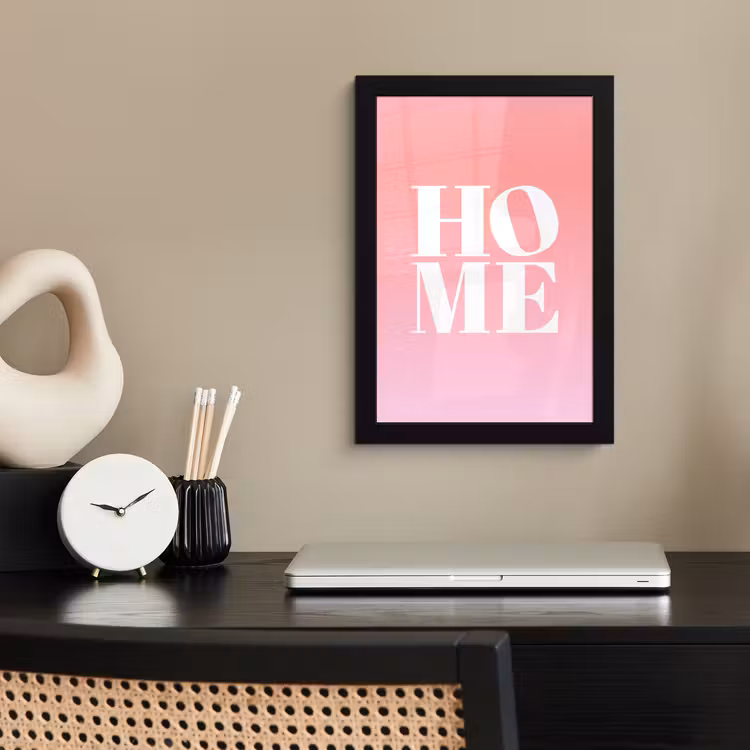 Home - Letters - Groot - Roze fotolijst zwart zonder passe partout klein -sfeer1