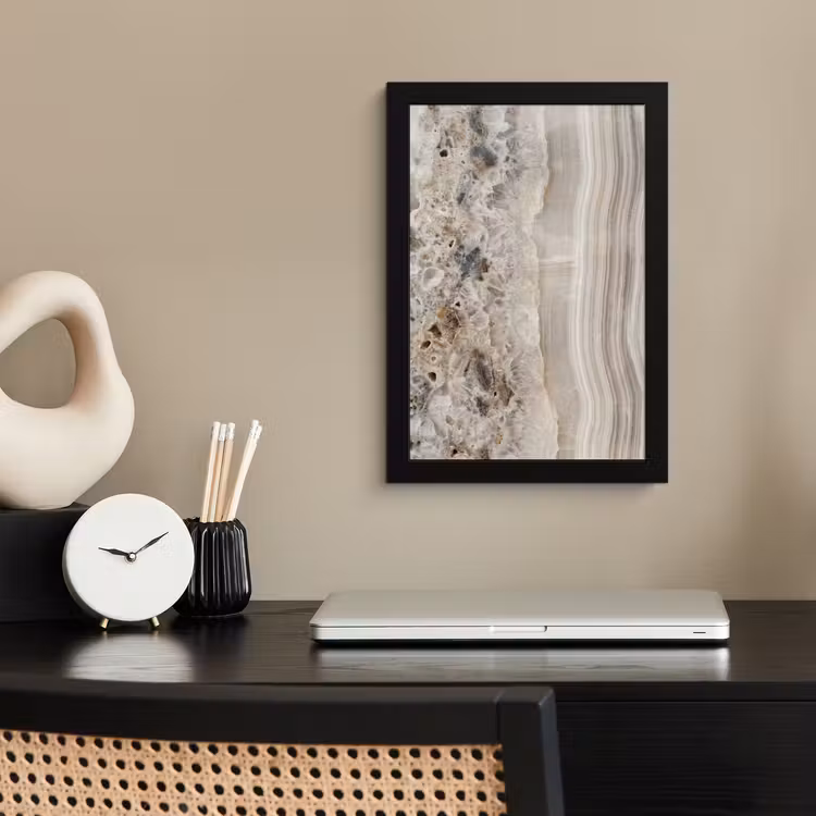 Steen - Textuur - Abstract - Beige - Wit fotolijst zwart zonder passe partout klein -sfeer1