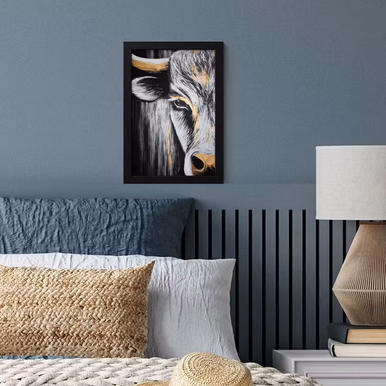 Stier - Hoorns - Snuit - Goud fotolijst zwart zonder passe partout klein -sfeer3
