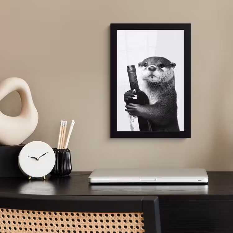 Wijnfles - Otter - Zwart fotolijst zwart zonder passe partout klein -sfeer1