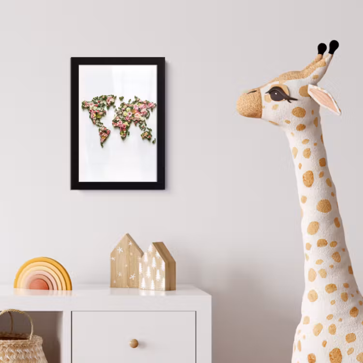 Wereldkaart - Kleurrijk - Bloemen - Lente fotolijst zwart zonder passe partout klein -usfeer4_kinderkamer