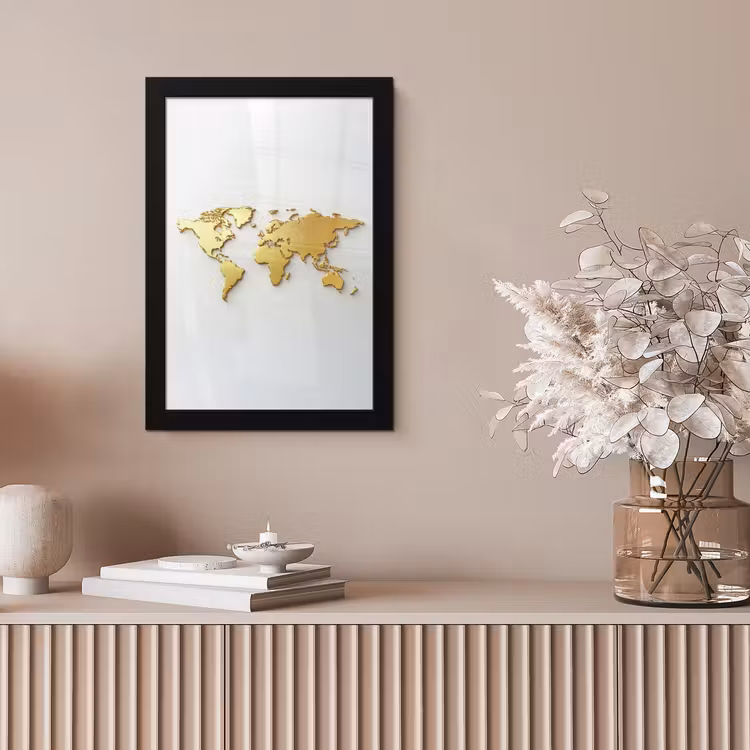 Wereldkaart - Luxe uitstraling - Glanzend goud fotolijst zwart zonder passe partout klein -sfeer5