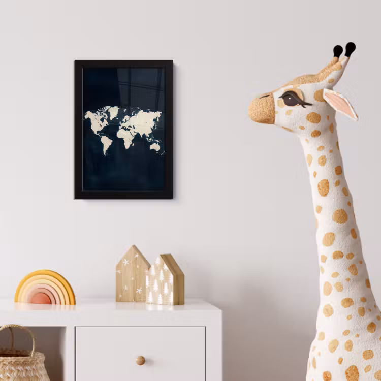 Wereldkaart - Minimalistisch - Contrast fotolijst zwart zonder passe partout klein -usfeer4_kinderkamer