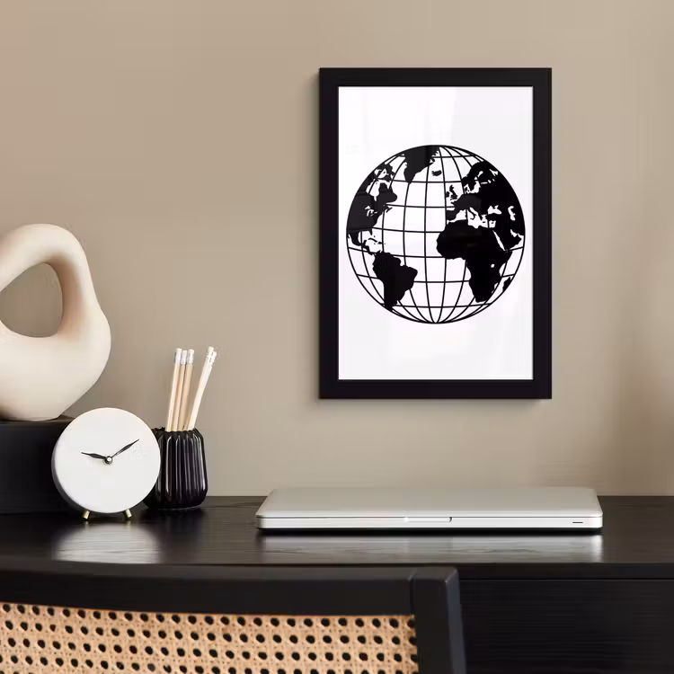 Wereldkaart - Minimalistisch - Zwart - Wit fotolijst zwart zonder passe partout klein -sfeer1