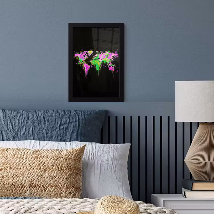 Wereldkaart - Neon - Groen - Roze fotolijst zwart zonder passe partout klein -sfeer3