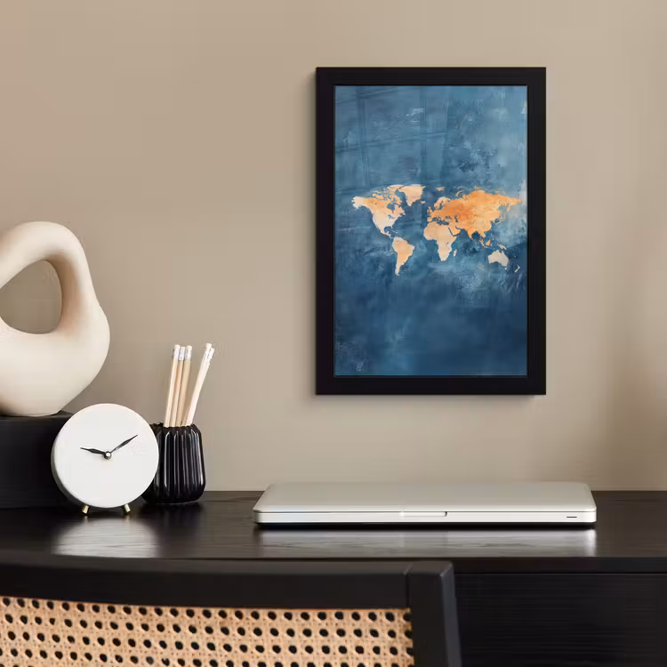 Wereldkaart - Olieverfschilderij - Blauw - Oranje fotolijst zwart zonder passe partout klein -sfeer1