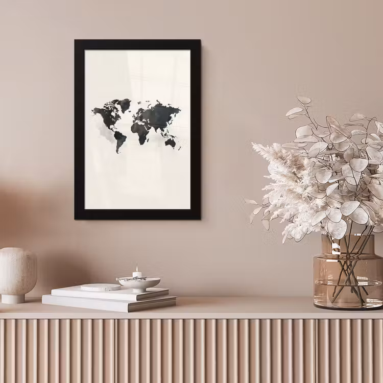 Wereldkaart - Zwart - Wit - Verf fotolijst zwart zonder passe partout klein -sfeer5