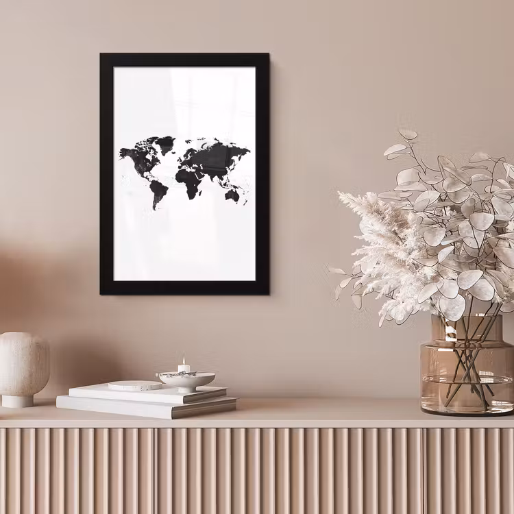 Wereldkaart - Zwart - Wit - Strak fotolijst zwart zonder passe partout klein -sfeer5