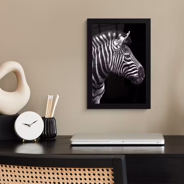 Zebra - Zwart - Wit - Portret - Dieren fotolijst zwart zonder passe partout klein -sfeer1