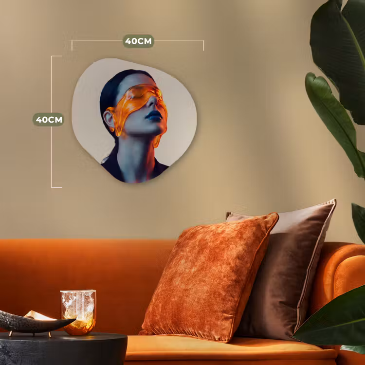Vrouw - Oranje - Abstract - Modern - Kleurrijk Wandcirkel Organisch Forex 3mm klein -sfeer3