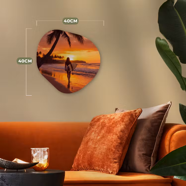 Vrouw - Surfplank - Strand - Zonsondergang - Oranje Wandcirkel Organisch Forex 3mm klein -sfeer3
