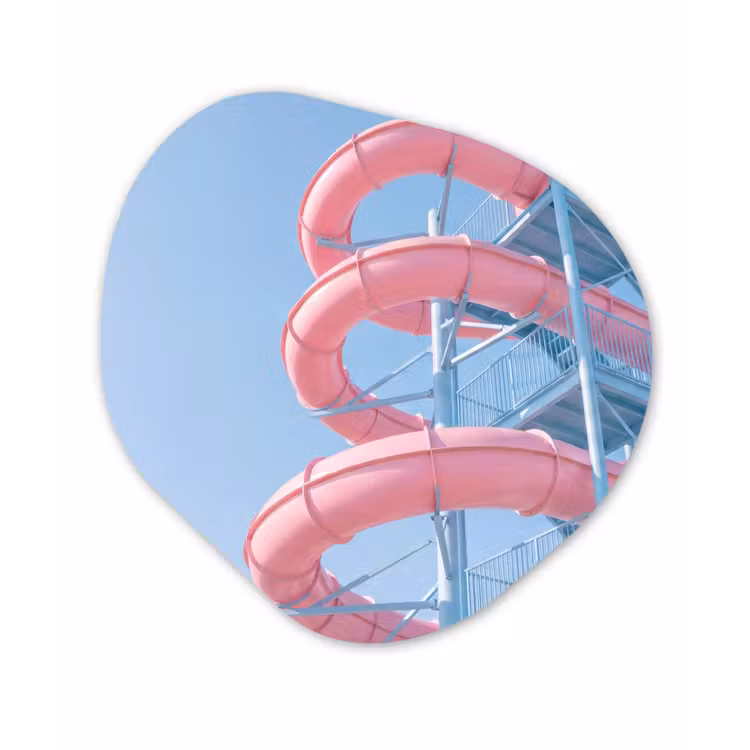 Glijbaan - Waterpark - Spiraal - Modern - Roze Wandcirkel Organisch Forex 3mm klein -3d