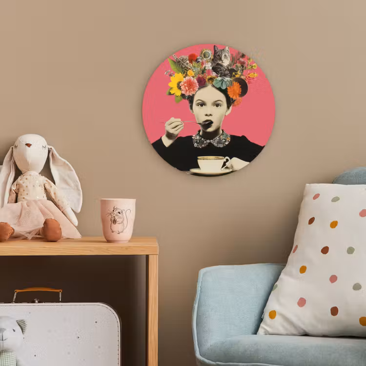 Meisje - Kopje - Bloemen - Roze Wandcirkel kunststof plaat 5mm dik klein -tsfeer1_kind