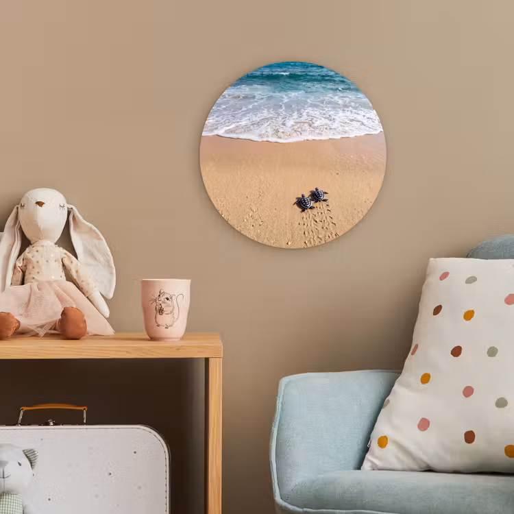 Schildpad - Jong - Strand - Oceaan - Blauw Wandcirkel kunststof plaat 5mm dik klein -tsfeer1_kind