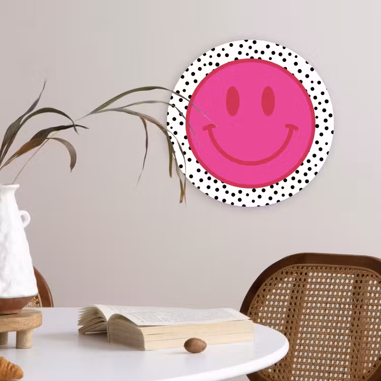 Smiley - Roze - Stippen Wandcirkel kunststof plaat 5mm dik klein -sfeer4