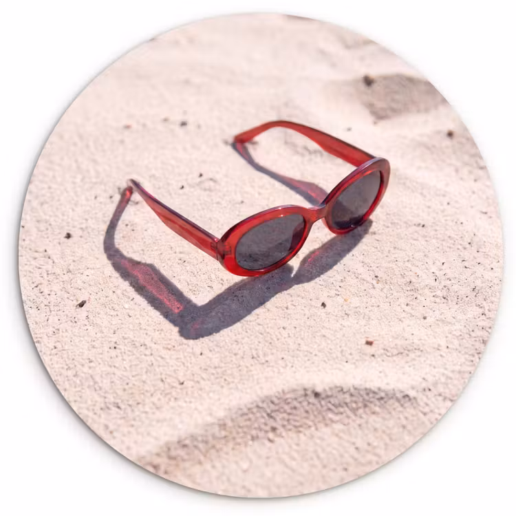 Zonnebril - Strand - Vakantie - Rood Wandcirkel kunststof plaat 5mm dik klein -3d