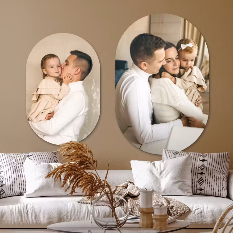 Ovales Familienfoto auf Acrylglas