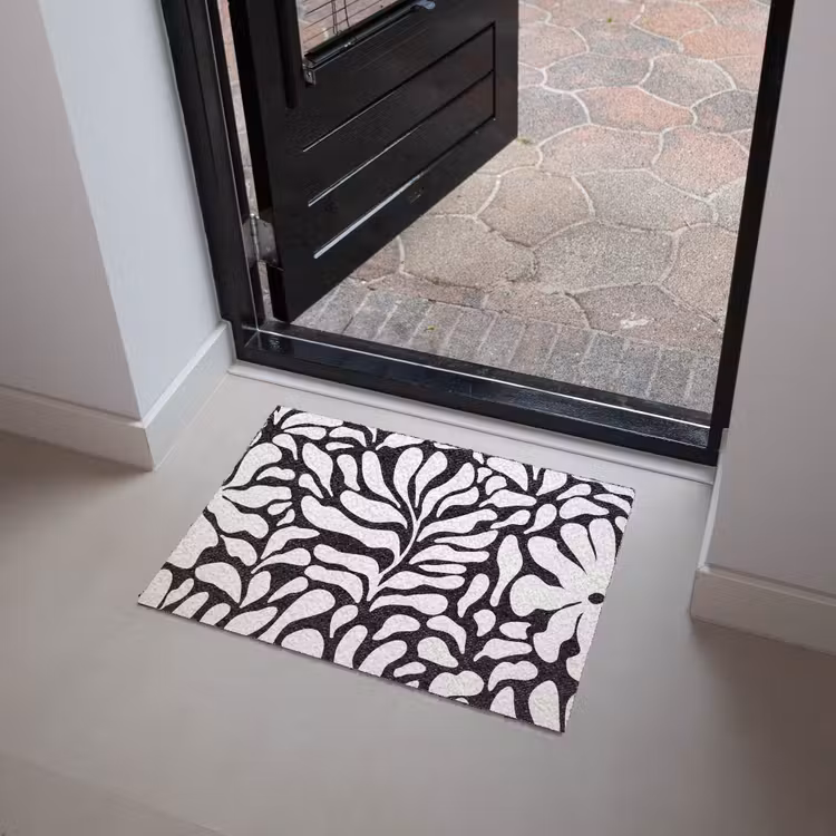 Bloemen print - Zwart - Wit - Bladeren Deurmat klein -sfeer5