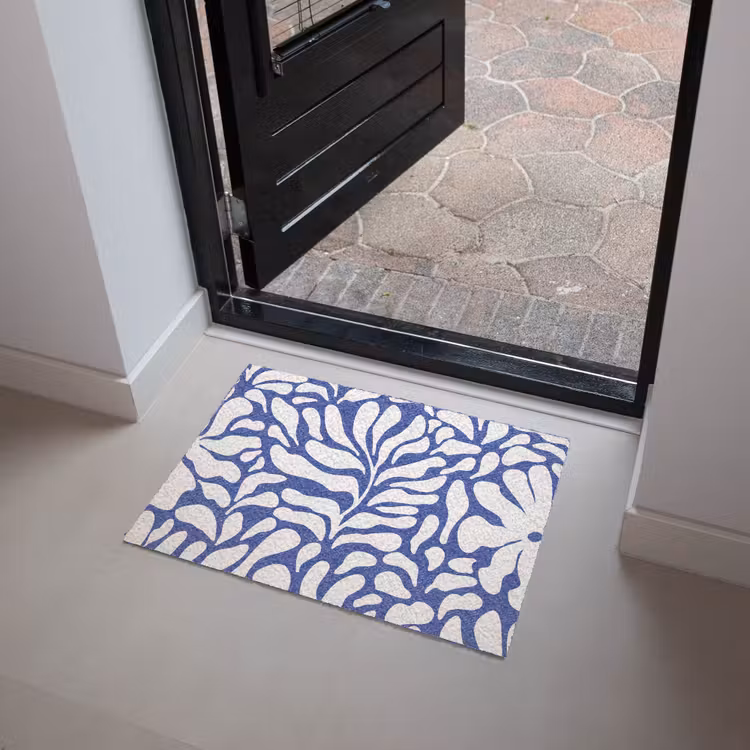 Bloemen patroon - Blauw - Wit - Bladeren Deurmat klein -sfeer5