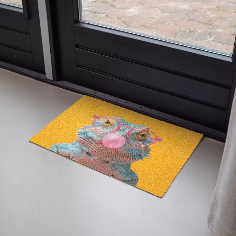 Kameleon - Kauwgom - Kleurrijk Deurmat klein -sfeer2