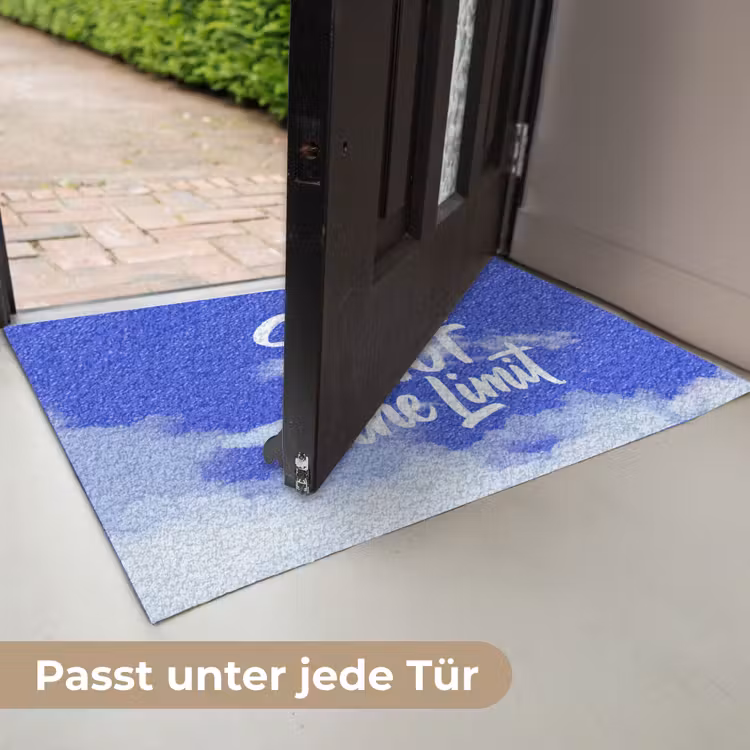 Sky is not the limit - Blauwe lucht - Wolken Deurmat klein -USP_DE
