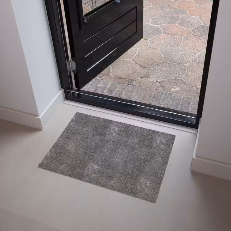 Donkergrijs - Ruw - Beton Deurmat klein 898 -sfeer5
