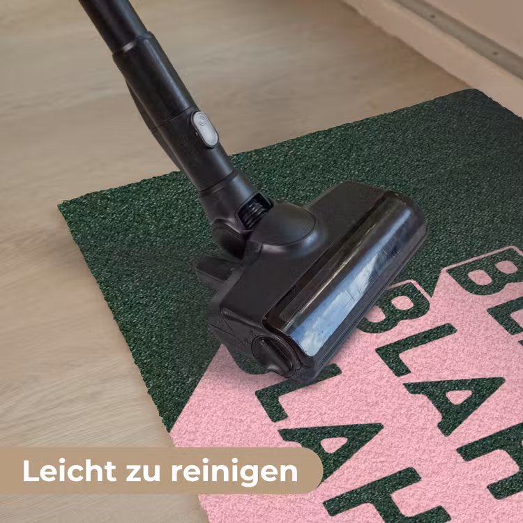 Donkergroen - Tekst - Schaduw - Grafisch Deurmat klein -reinigen_DE
