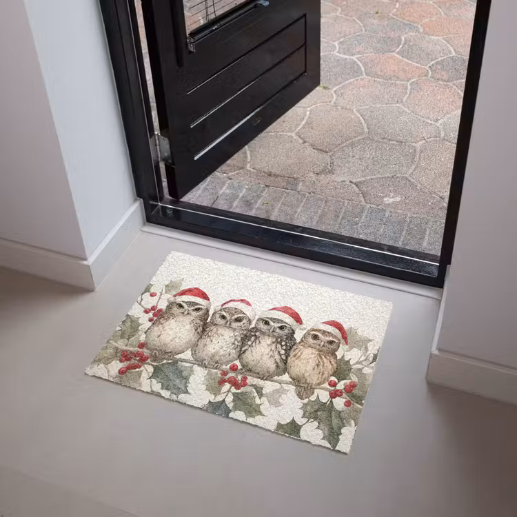 Uilen - Tak - Hulstblaadjes - Kerstmuts Deurmat klein -sfeer5