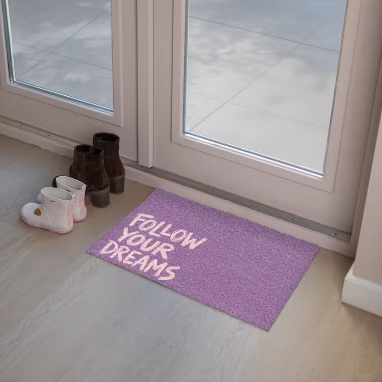 Follow your dreams - Paars - Penseeltextuur Deurmat klein -sfeer3
