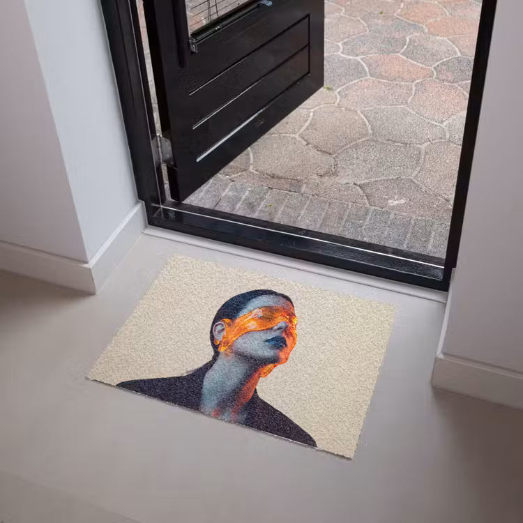 Vrouw - Oranje - Abstract - Modern - Kleurrijk Deurmat klein -sfeer5