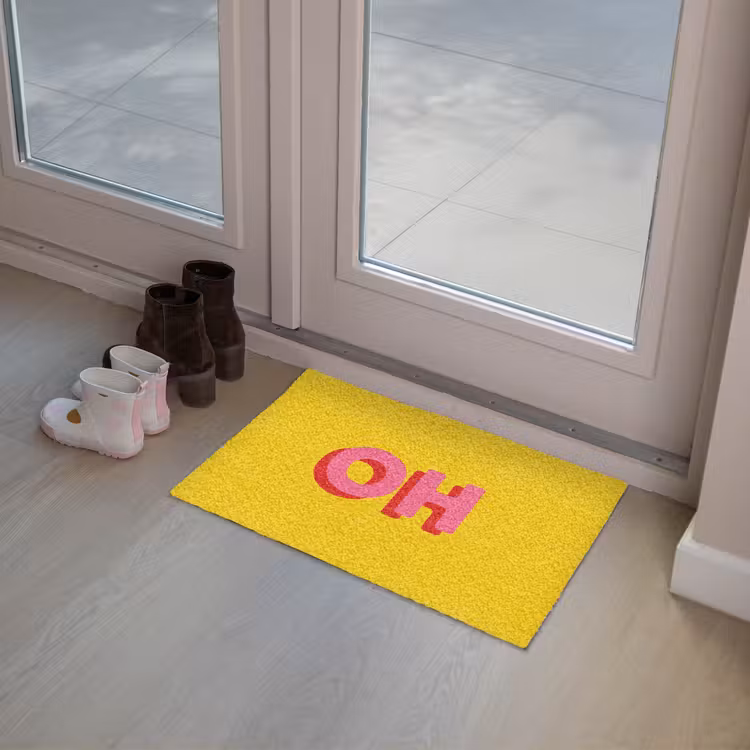 Geel - Roze - Oh - 3D Deurmat klein -sfeer3