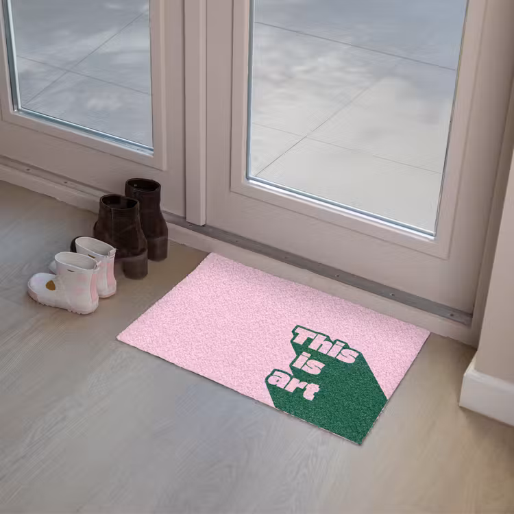 Groen - Teskt - This is art - Roze Deurmat klein -sfeer3