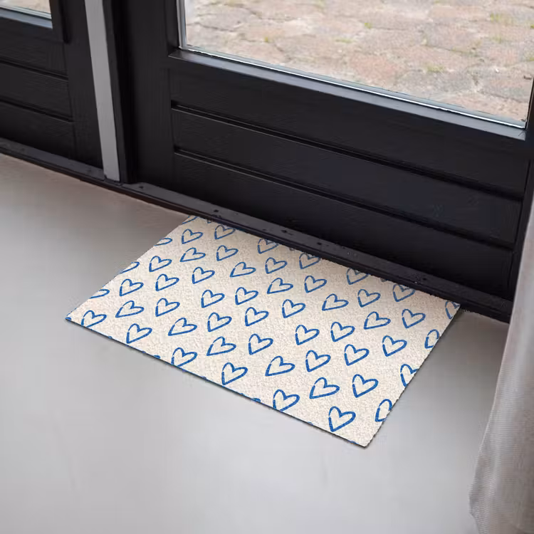 Hartjes patroon - Blauw - Beige - Liefde Deurmat klein -sfeer2