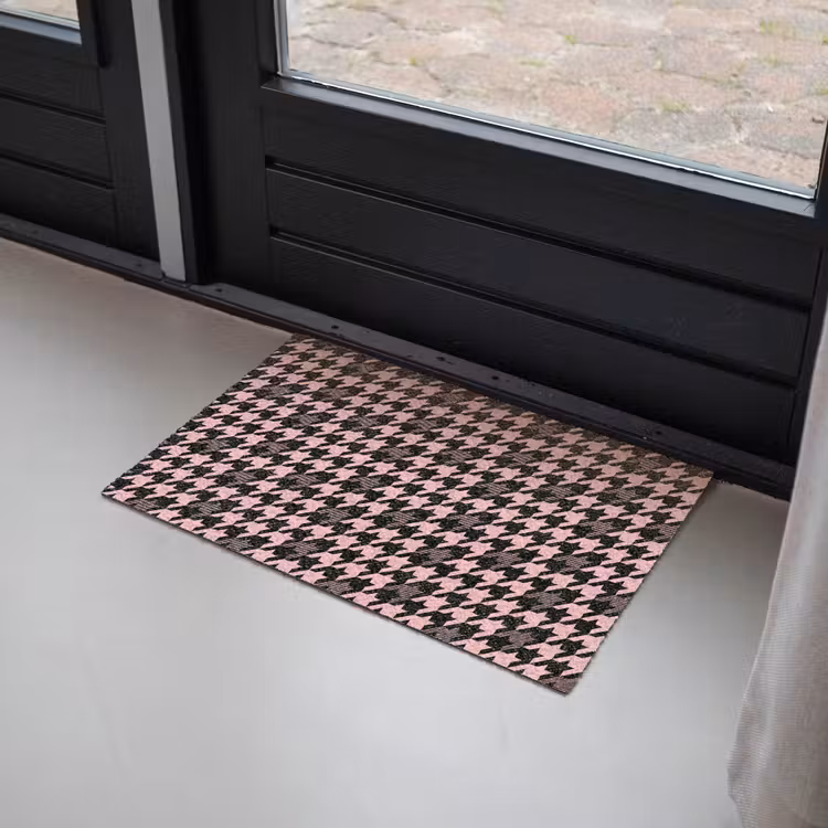 Plaid - Patroon - Zwart - Roze Deurmat klein 898 -sfeer2