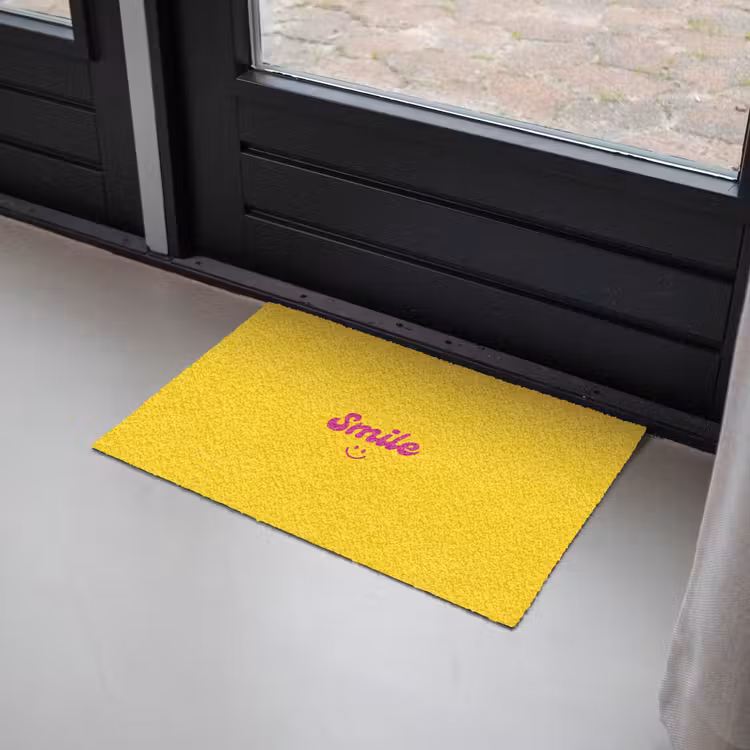 Smile - Geel - Roze Deurmat klein -sfeer2