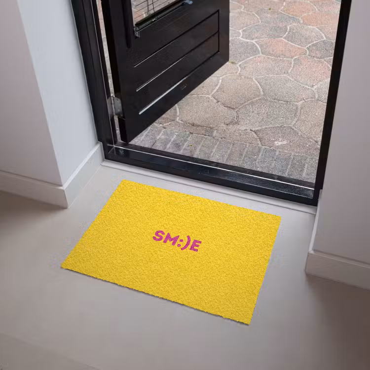 Smile - Roze - Geel Deurmat klein -sfeer5