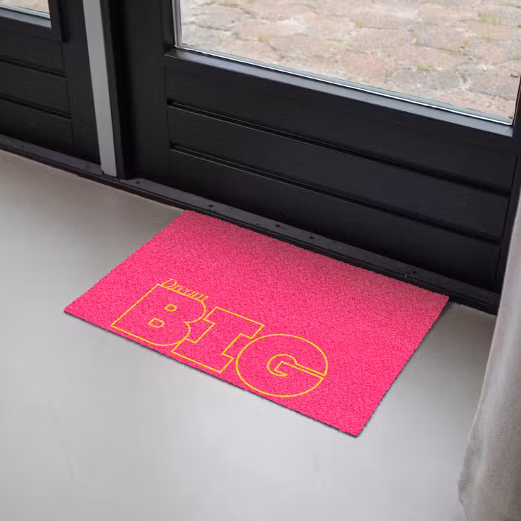 Minimalistisch - Roze - Dream big - Grafisch Deurmat klein -sfeer2