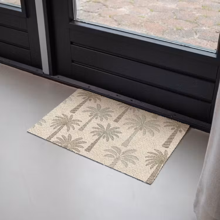 Palmbomen - Patroon - Tropisch - Beige Deurmat klein -sfeer2