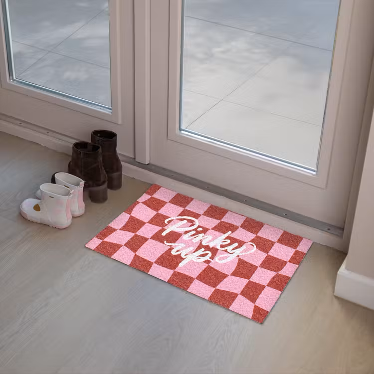 Pinky up - Geblokt - Bordeauxrood Deurmat klein -sfeer3