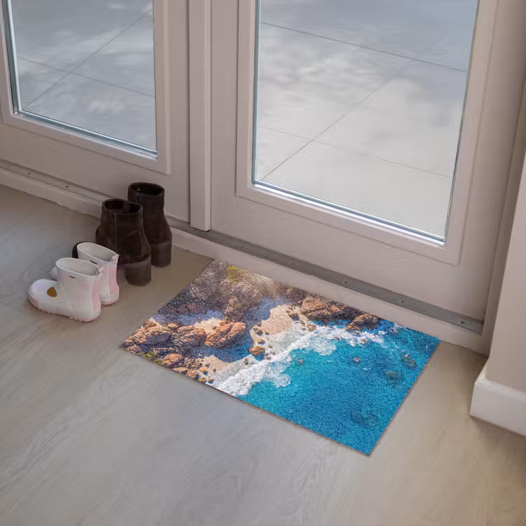 Strand - Zee - Rotsen - Natuur - Blauw Deurmat klein -sfeer3