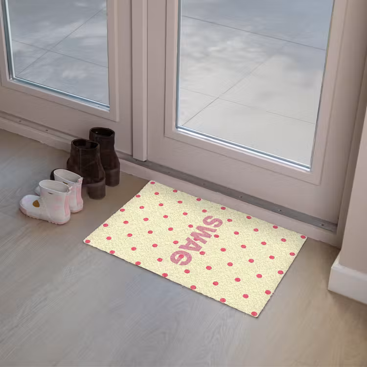 Swag - Roze - Stippen - Geel Deurmat klein -sfeer3
