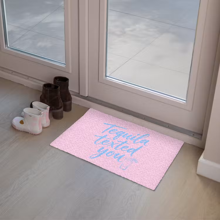 Tequila texted you - Roze - Blauw Deurmat klein -sfeer3