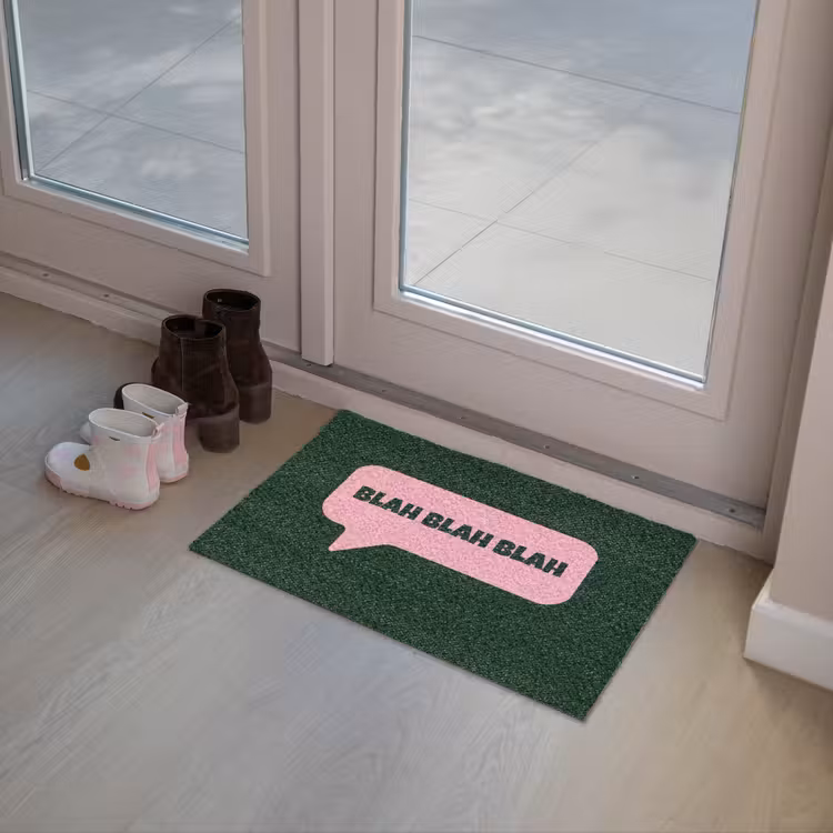 Tekstwolk - BLAH BLAH BLAH - Roze Deurmat klein -sfeer3