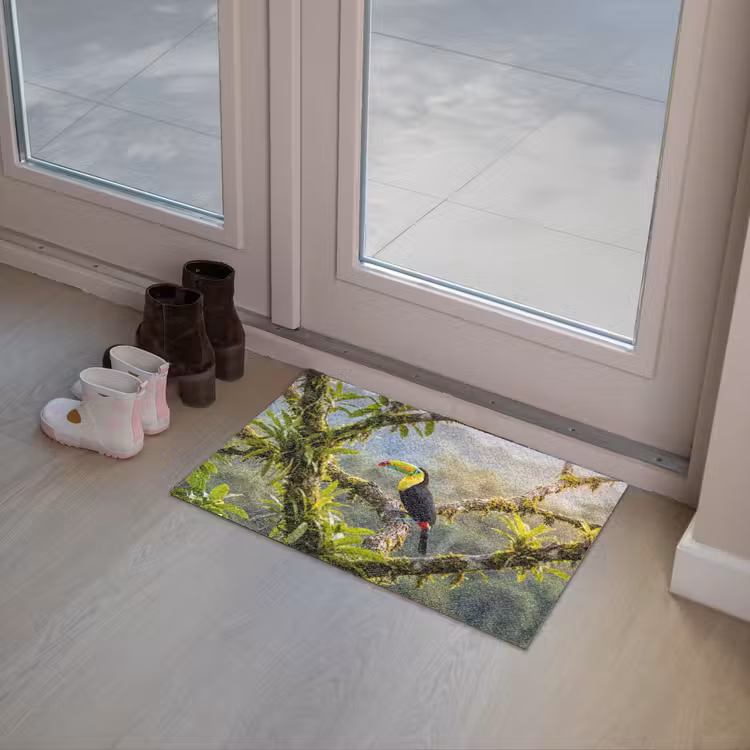 Toekan - Jungle - Natuur - Kleurrijk Deurmat klein -sfeer3