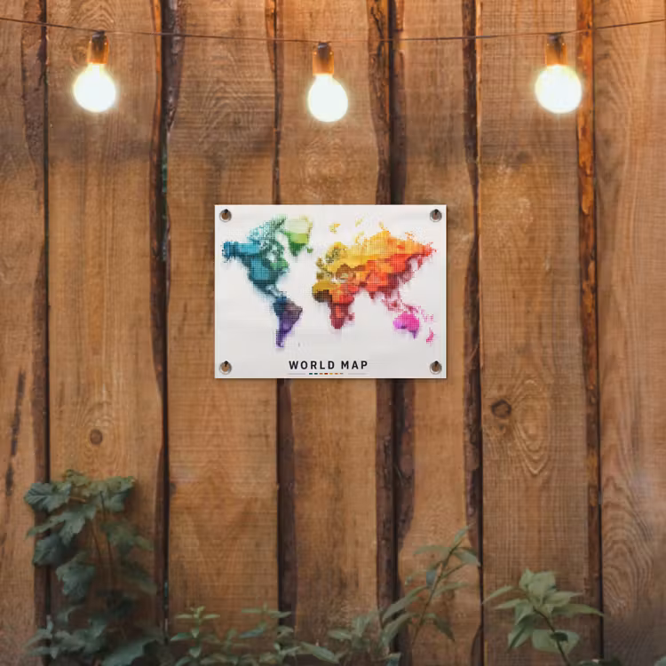 Pixels - Wereldkaart - Kleurverloop tuinposter los doek klein -sfeer1