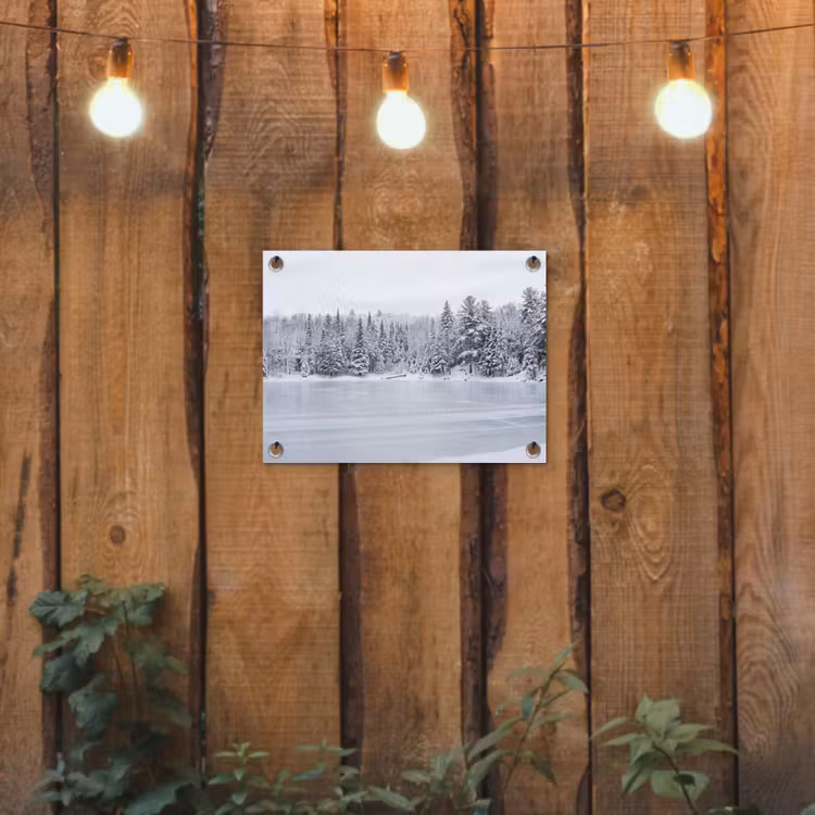 Meer - Dennen - IJs - Winter - Rustgevend tuinposter los doek klein -sfeer1